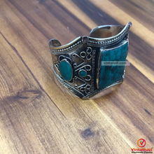 Load image into Gallery viewer, Vintage Tribal Handmade Cuff Bracelet