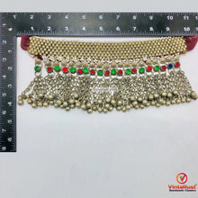Load image into Gallery viewer, Vintage Red and Green Glass Stones Choker Necklace With Bells