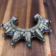 Load image into Gallery viewer, Vintage Handmade Spike Single Cuff Bracelet