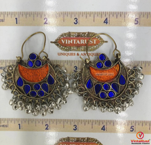 Load image into Gallery viewer, Vintage Blue and Orange Glass Stone Earrings
