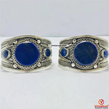 Load image into Gallery viewer, Round Shaped Stones Boho Tribal Cuff