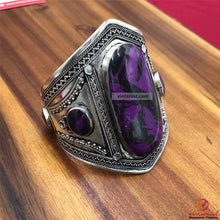 Load image into Gallery viewer, Vintage Bohemian Silver Cuff with Purple Stone