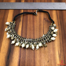 Load image into Gallery viewer, Vintage TribalPearls Choker Necklace Jewelry Set