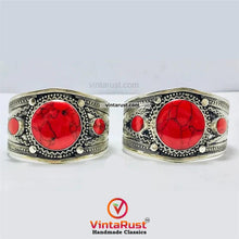 Load image into Gallery viewer, Round Shaped Stones Boho Tribal Cuff