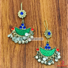 Load image into Gallery viewer, Multicolor Glass Stones Light Weight Earrings