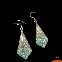 Load image into Gallery viewer, Traditional Handmade Tribal Turquoise Earrings