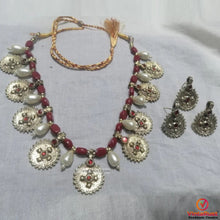 Load image into Gallery viewer, Handmade Pearls and Beads Jewelry Set