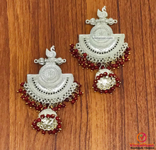 Load image into Gallery viewer, Oxidized Silver Indian Massive Earrings