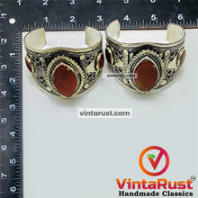 Load image into Gallery viewer, Antique Glass Stone Bracelet Boho Hand Cuff