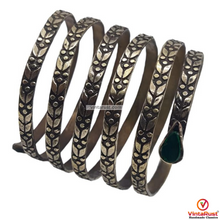 Load image into Gallery viewer, Vintage Spiral Green Stone Cuff Bracelet
