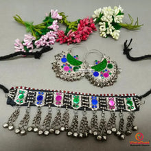 Load image into Gallery viewer, Multicolor Kuchi Choker With Earrings