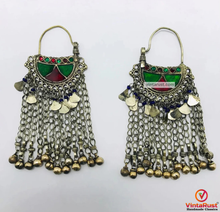 Load image into Gallery viewer, Red and Green Earring With Oversized Bells Chaandbaliyaan