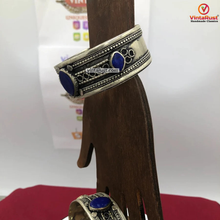 Load image into Gallery viewer, Vintage Tribal Bracelet With Blue Stone