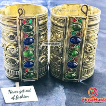 Load image into Gallery viewer, Vintage Blue and Green Glass Stones Handcuff Bracelet