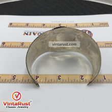 Load image into Gallery viewer, Ethnic Green Stone Handcuff Bracelet