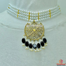 Load image into Gallery viewer, White Pearls Handmade Beaded Jewelry Set