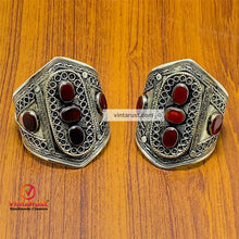 Load image into Gallery viewer, Front Three Stone Style Boho Kuchi Bracelet