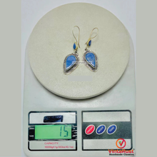 Load image into Gallery viewer, Handmade Long Dangle Lapis Lazuli Stone Earrings