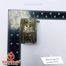 Load image into Gallery viewer, Vintage Gypsy Cuff Bracelet With Yellow Glass Stones