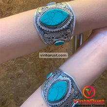 Load image into Gallery viewer, Ethnic Green Stone Handcuff Bracelet