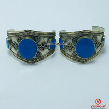 Load image into Gallery viewer, Rustic Charm Vintage Silver Cuff Bracelet