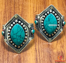 Load image into Gallery viewer, Vintage Boho Ethnic Kuchi Tribal Cuff Bracelet
