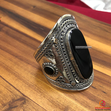 Load image into Gallery viewer, Antique Tribal Silver Black Stone Cuff Bracelet