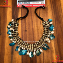 Load image into Gallery viewer, Tribal Metal Beautiful Pearls Stones Choker