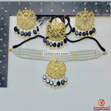 Load image into Gallery viewer, White Pearls Handmade Beaded Jewelry Set