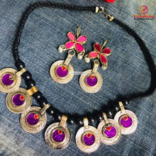 Load image into Gallery viewer, Vintage Coins and Glass Stones Jewelry Set