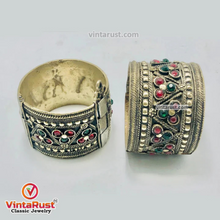 Load image into Gallery viewer, Vintage Boho Tribal Handcuffs Bracelet