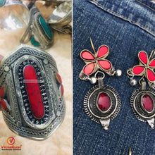 Load image into Gallery viewer, Handcuff Bracelet and Earrings Set