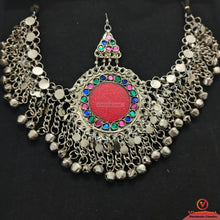 Load image into Gallery viewer, Tribal Vintage Headpiece Matha Patti and Earring Jewelry Set