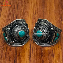 Load image into Gallery viewer, Boho Bracelet Inlaid With Turquoise Stone