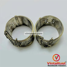 Load image into Gallery viewer, vintage-boho-kuchi-cuff-bracelet