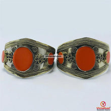 Load image into Gallery viewer, Rustic Charm Vintage Silver Cuff Bracelet