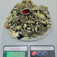 Load image into Gallery viewer, Oversized Necklace Embellished with Fish Motifs