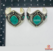 Load image into Gallery viewer, Vintage Boho Ethnic Kuchi Tribal Cuff Bracelet