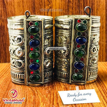 Load image into Gallery viewer, Vintage Blue and Green Glass Stones Handcuff Bracelet