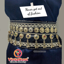 Load image into Gallery viewer, Vintage Belt With Buttons With Laces