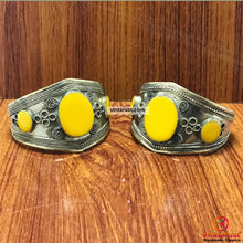 Load image into Gallery viewer, Rustic Charm Vintage Silver Cuff Bracelet