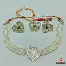 Load image into Gallery viewer, Pearls Beaded Chain Necklace With Earrings