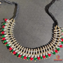 Load image into Gallery viewer, Vintage Metal Spikes Choker Necklace With Beads