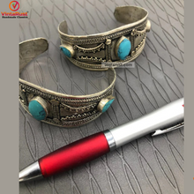 Load image into Gallery viewer, Vintage Tribal Bracelet With Turquoise Stone