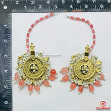Load image into Gallery viewer, Golden Dangling Earrings with Pearland Pink Bead