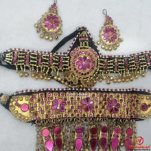 Load image into Gallery viewer, Golden Tone Handmade Tribal Women Jewelry Set
