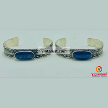 Load image into Gallery viewer, Turkoman Traditional Bracelet Lapis Lazuli