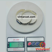Load image into Gallery viewer, Turkoman Traditional Bracelet Lapis Lazuli
