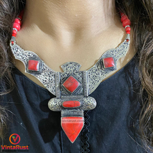 Load image into Gallery viewer, Red Tibetan Coral Gemstone Handmade Necklace