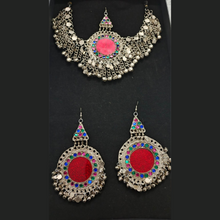 Load image into Gallery viewer, Tribal Vintage Headpiece Matha Patti and Earring Jewelry Set